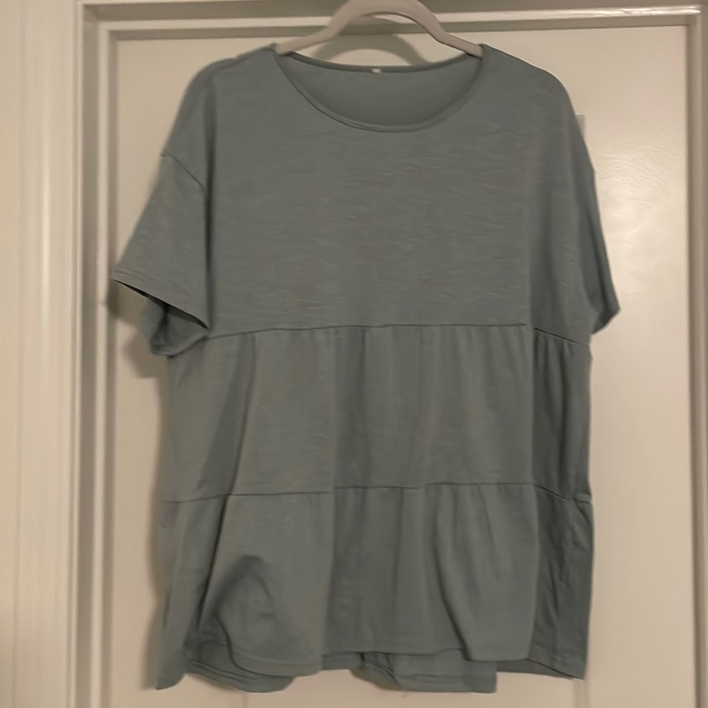 Sage peplum top XL